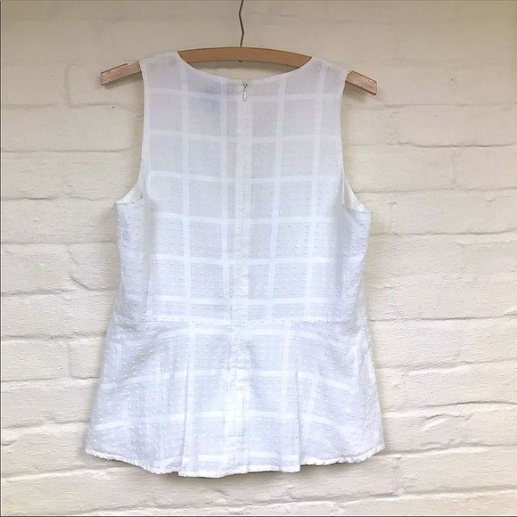 CeCe pleated white peplum top Small EUC - Picture 2 of 5